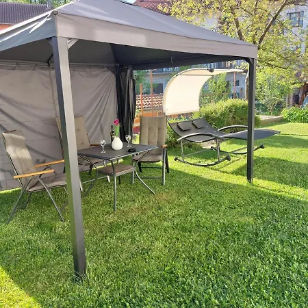 Apartman Dvije Palme