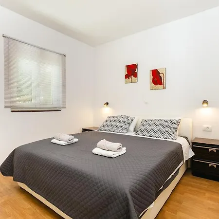 Apartman Dvije Palme
