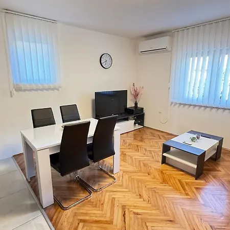 Dvije Palme Apartment Viskovo